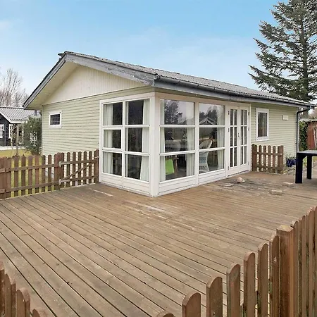 Two-bedroom Holiday In Casa vacanze *